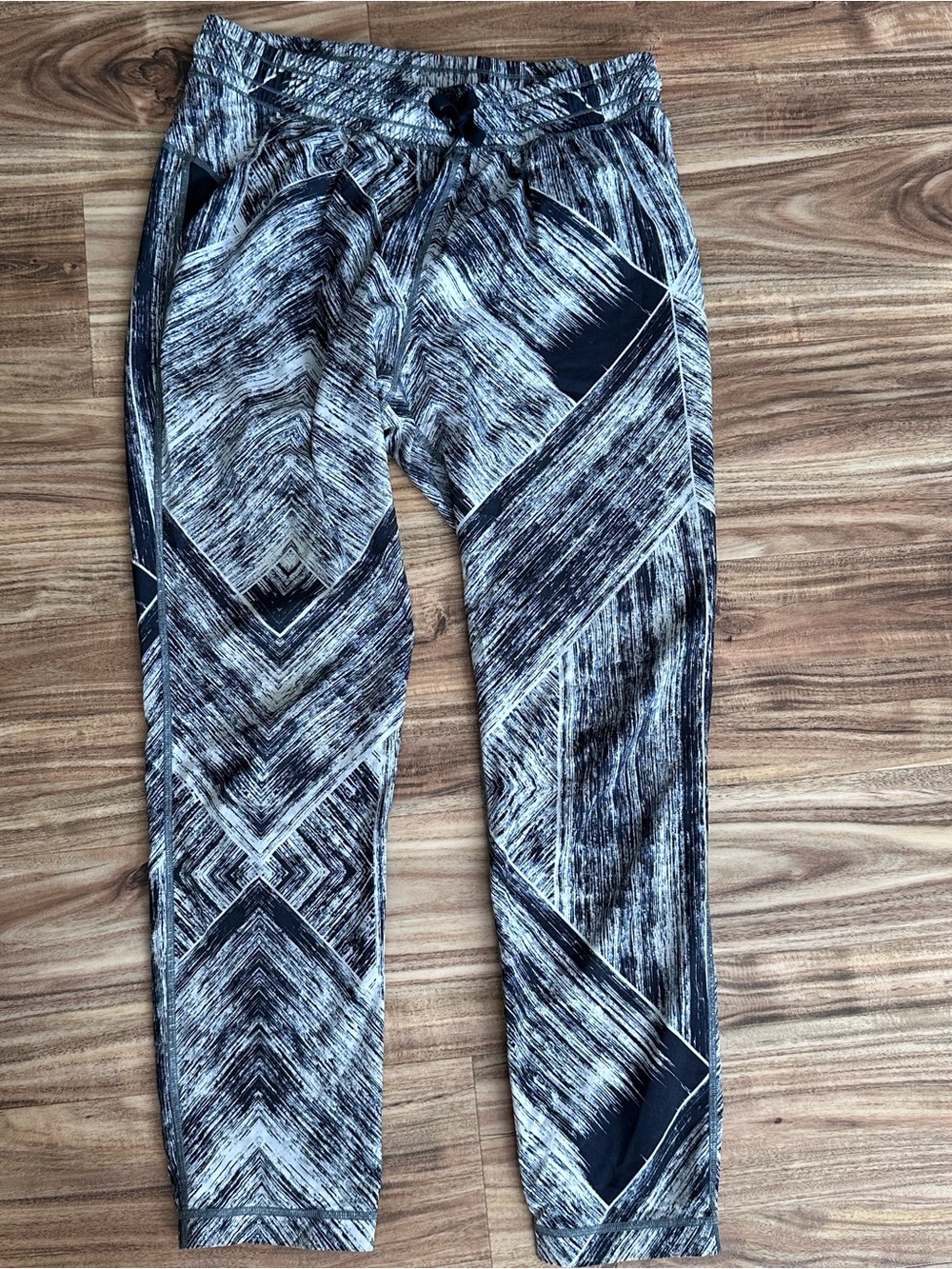 Lululemon lightweight jogger Pants